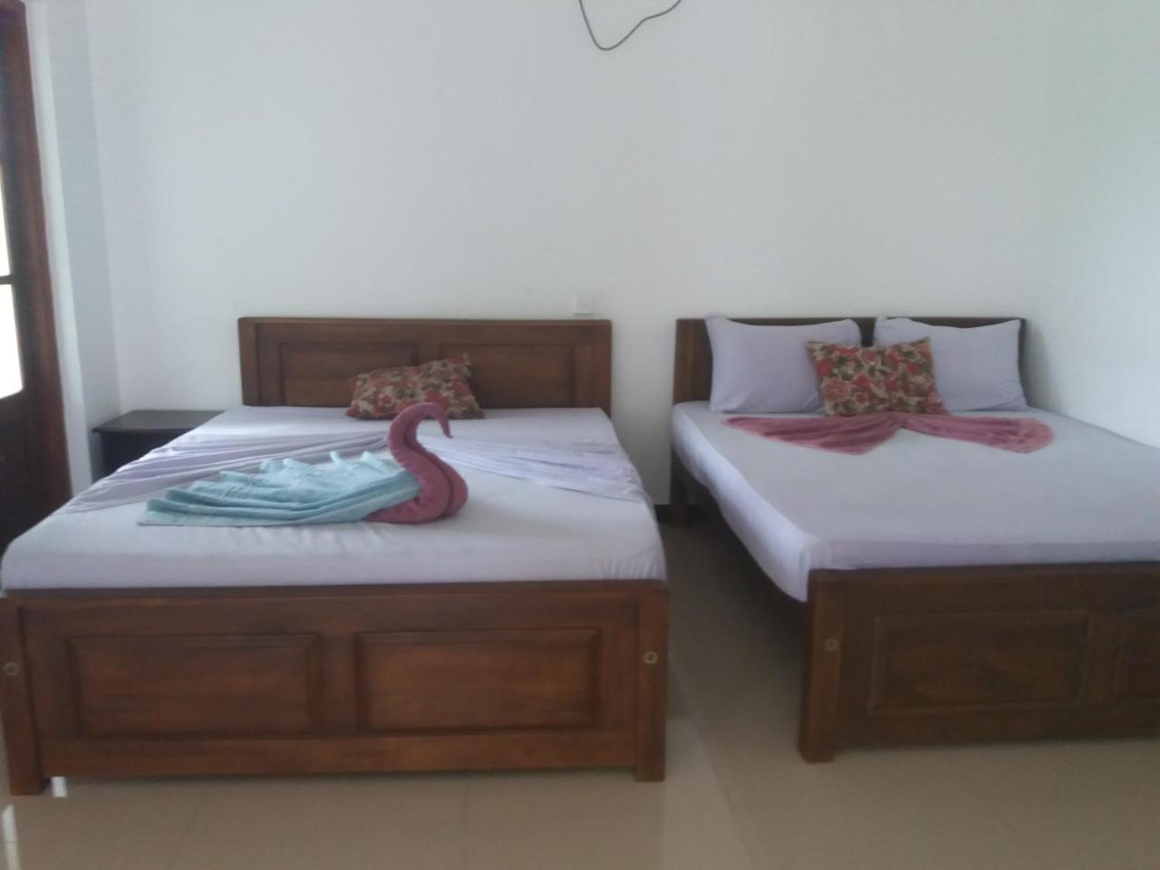 Amawin Resort Hambantota Exterior photo